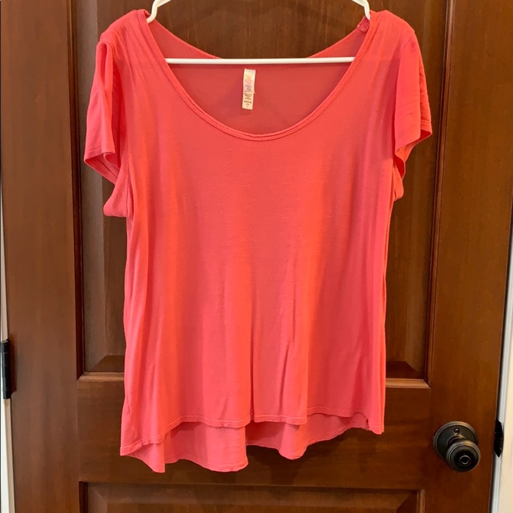 LuLaRoe Tee